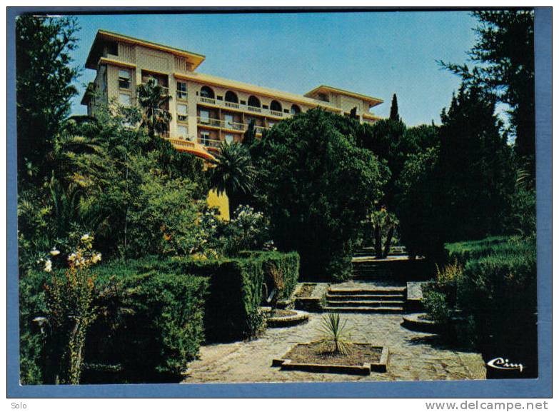 LES ISSAMBRES - Maison Familiale Du Val D'ESquières - Les Jardins Et Les Résidences - Les Issambres