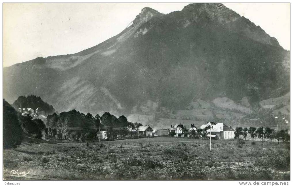 CPSM Le Chatelard - Massif Des Bauges 757m Et Le Rossanaz (1910m) - Le Chatelard