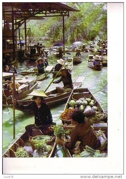 Sur La Rivière -  Barques Chargée De Légumes -  Marché Sur L´eau - Tailandia