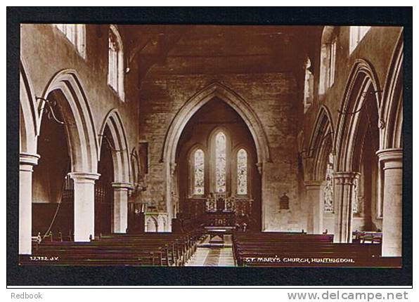 Early Real Photo Postcard St Mary's Church Interior Huntingdon Cambridgeshire - Ref 207 - Huntingdonshire