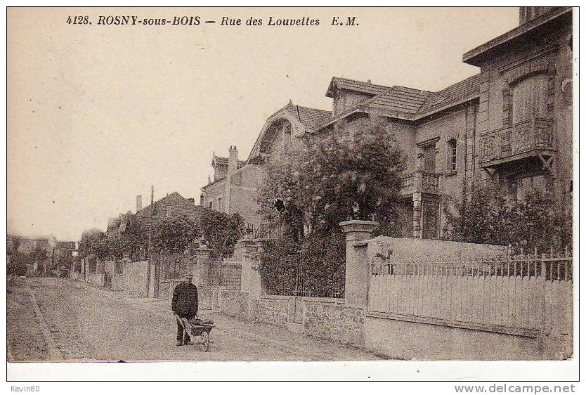 93 ROSNY SOUS BOIS Rue Des Louvettes Cpa Animée - Rosny Sous Bois