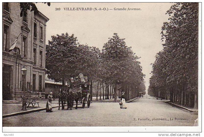 93 VILLE EVRARD Grande Avenue Cpa Animée - Neuilly Sur Marne