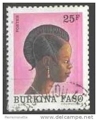 Burkina Faso 1991, 913, Coiffure, O - Burkina Faso (1984-...)