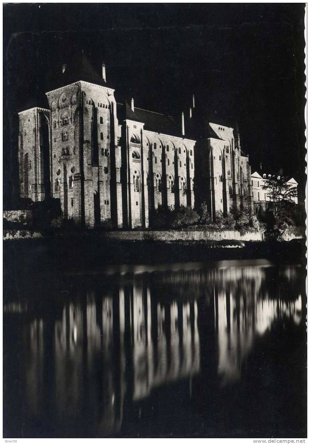 72- Solesmes - L'abbaye Illuminee 1/11/1950 - Solesmes