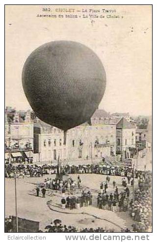 Cholet      49   ....Ascension Du.. Ballon...Montgolfière   (voir Scan) - Cholet