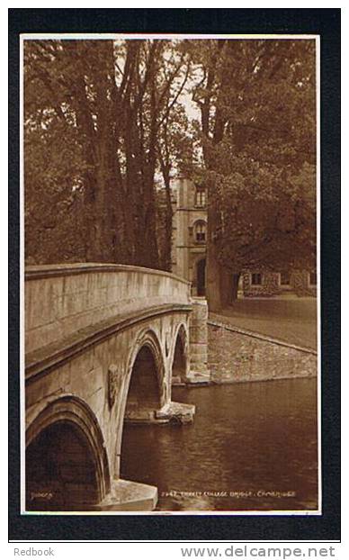 2 Judges Real Photo Postcards Cambridge Trinity College Bridge & Cloisters - Ref 214 - Cambridge