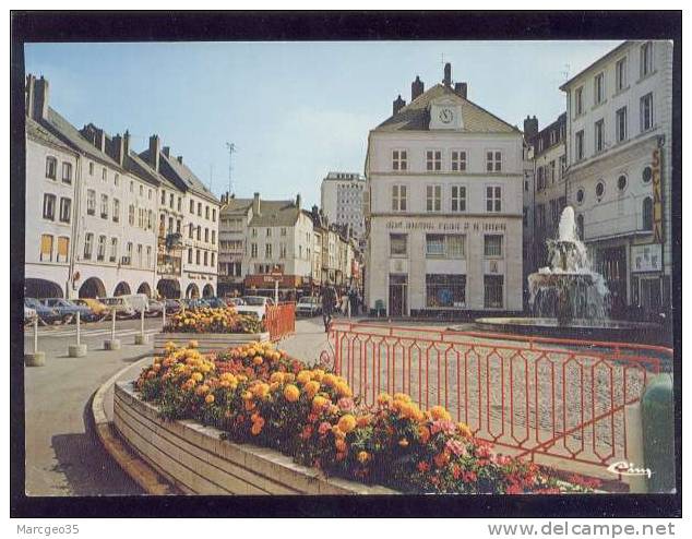 Thionville La Place Du Marché édit.combier N° 3.40.77.0379 Belle Cpsm - Thionville