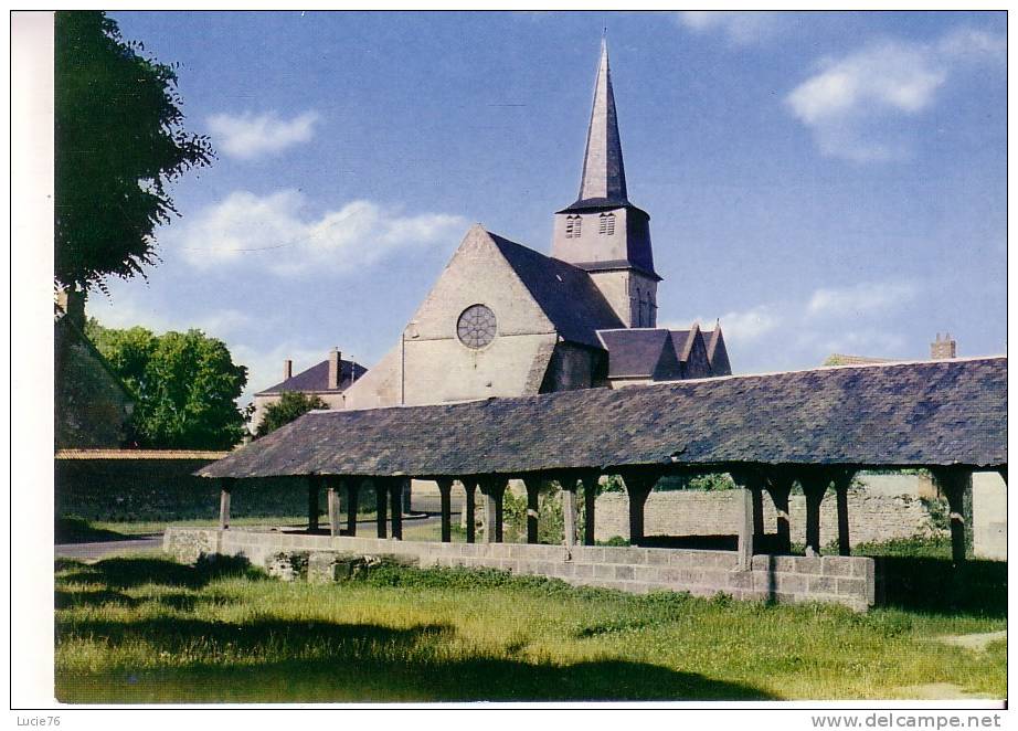 NERONDES -  L´Eglise Et Le Vieux Lavoir - Nérondes