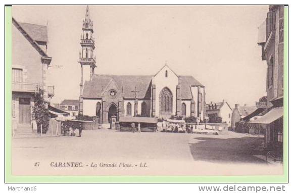 FINISTERE.CARANTEC.LA GRANDE PLACE  ..MARCHE AU LOIN - Carantec