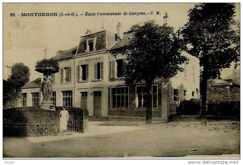 D91 - MONTGERON -  Ecole Communale De Garçons - Montgeron