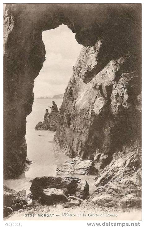 29 - Morgat - L'Entrée De La Grotte De Roméo - Coll. Villard N° 3736 (animée - Non Circulée) - Crozon