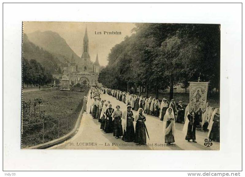 - FRANCE 65 . LOURDES . PROCESSION DU SAINT-SACREMENT . - Luoghi Santi