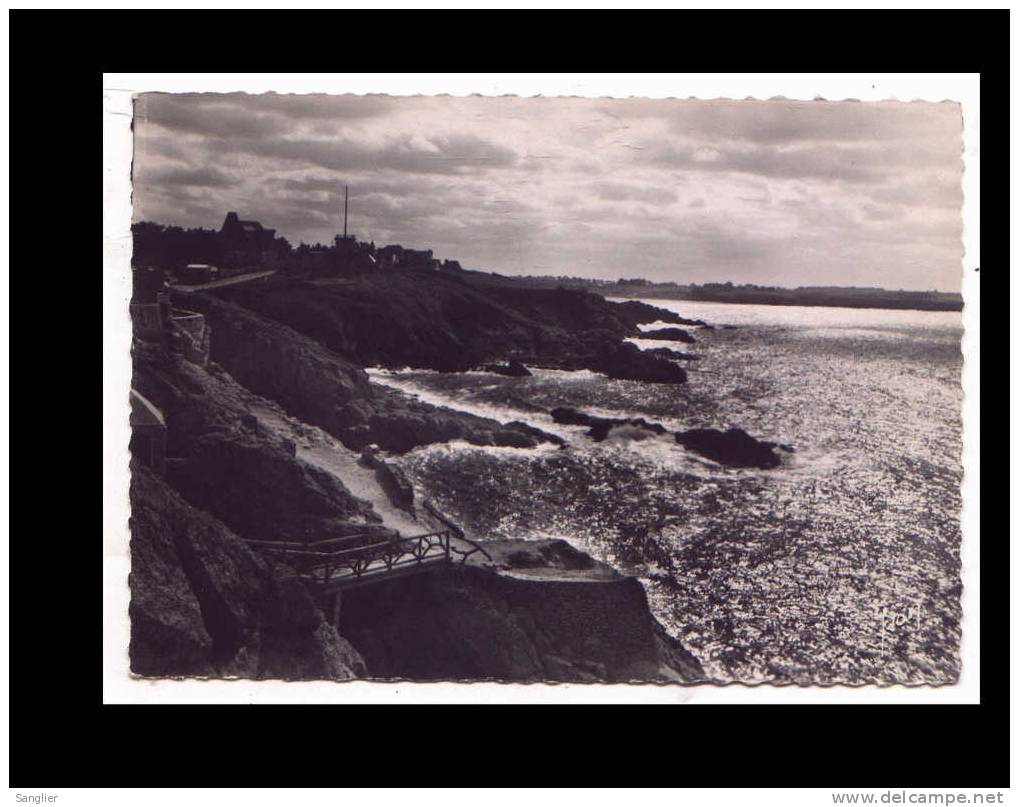 SAINT LUNAIRE I.B. 1056 - PONT DU DIABLE ET LE SEMAPHORE AU LOIN LA PLAGE DE LONGCHAMPS - Saint-Lunaire