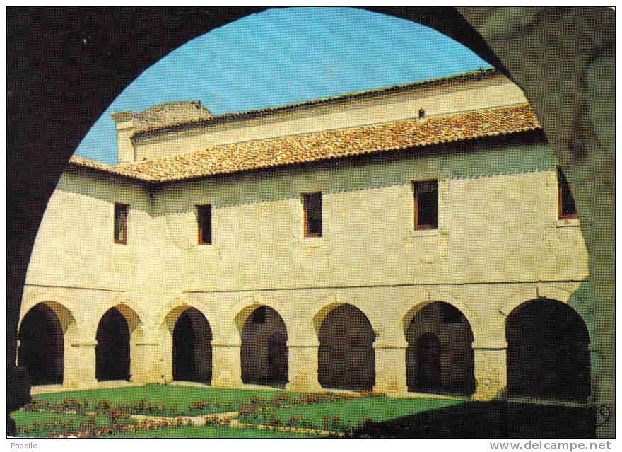 Carte Postale 17.  Jonzac  Couvent Des Carmes Trés Beau Plan - Jonzac