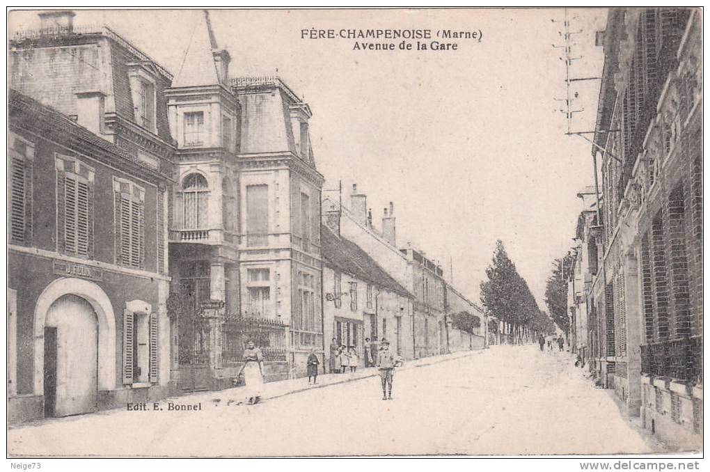Cpa De Fère Champenoise - Avenue De La Gare - Fère-Champenoise