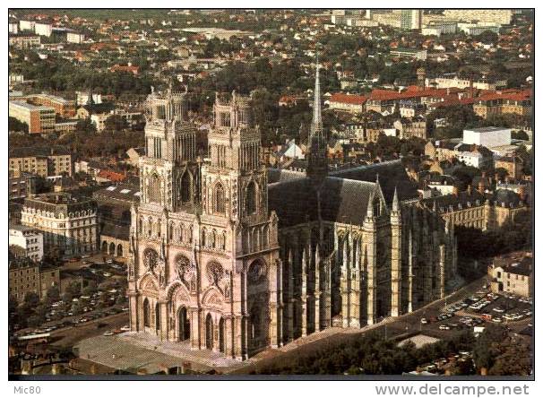 Orléans ( Loiret ) La Cathédrale Sainte Croix - Orleans