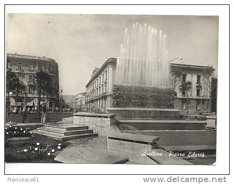 $ Campania AVELLINO Piazza Libertà 1964 Viaggiata - Avellino