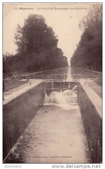 Migennes - Le Canal De Bourgogne Vers Brienon - Migennes