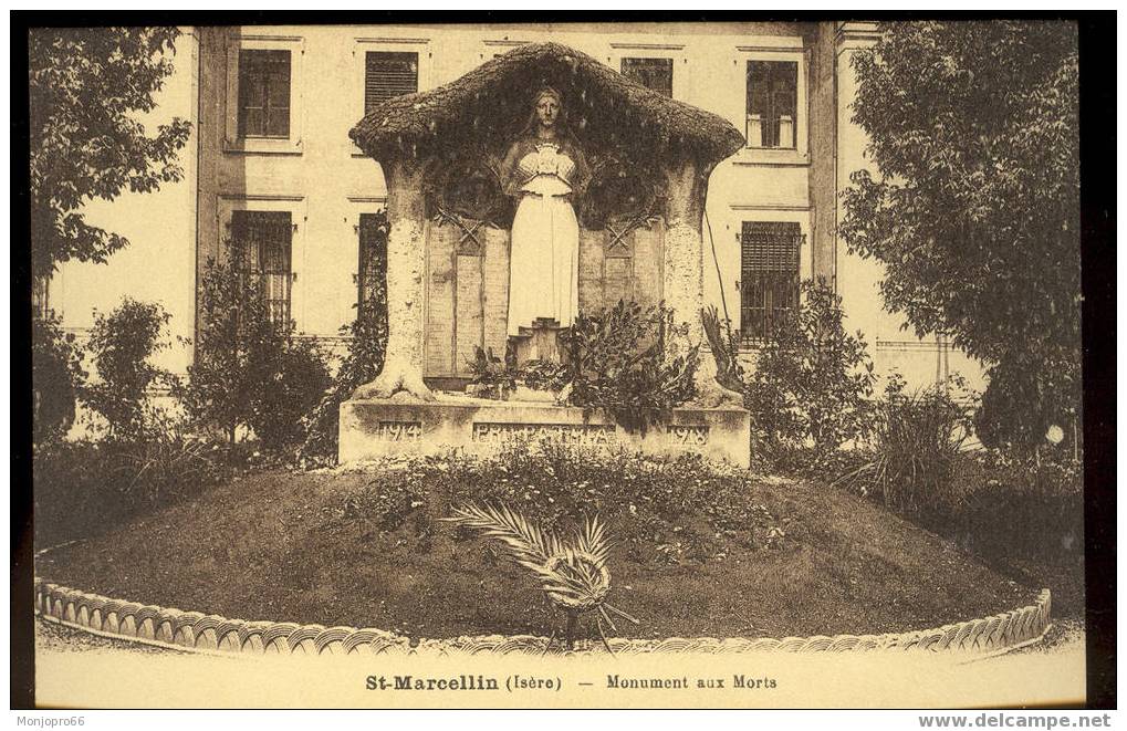 CPA De Saint-Marcellin – Monument Aux Morts - Saint-Marcellin