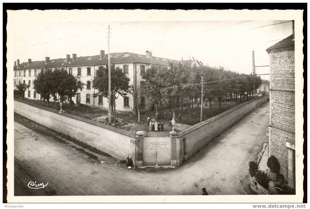 CPSM De Saint-Siméon-de Bressieux – Cité Ouvrière De La Compagnie Sédis - Bressieux