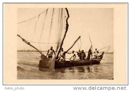 Tchad - Barque De Pêche Sur Le Chari - Tchad