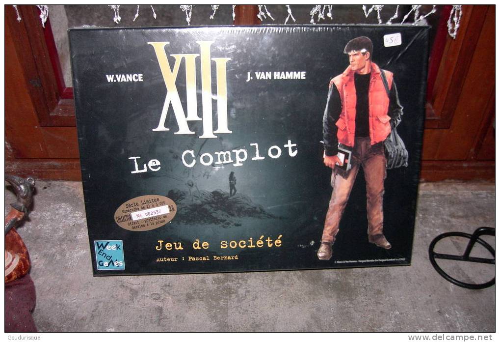 BOITE DE JEU  XIII  LE COMPLOT SERIE LIMITE VANCE VAN HAMME - XIII