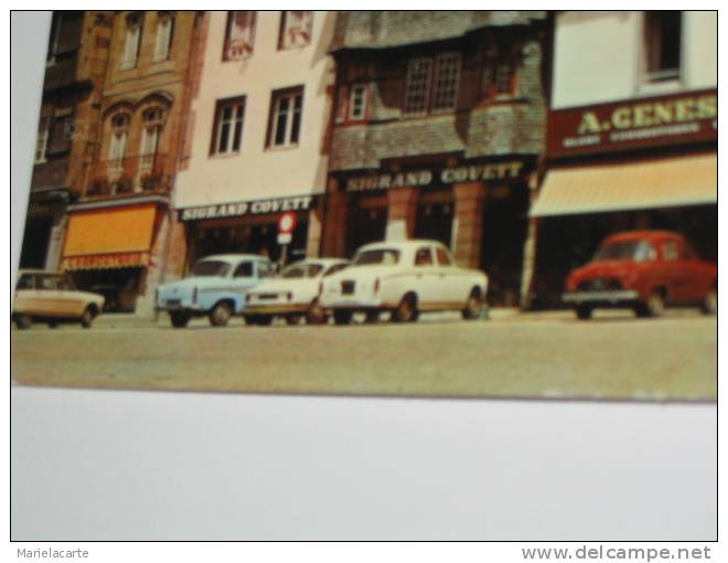 M713 *  Lannion  1968 Place Du Général Leclerc Plis Haut Droit Regardez !  Voiture 404 - Lannion