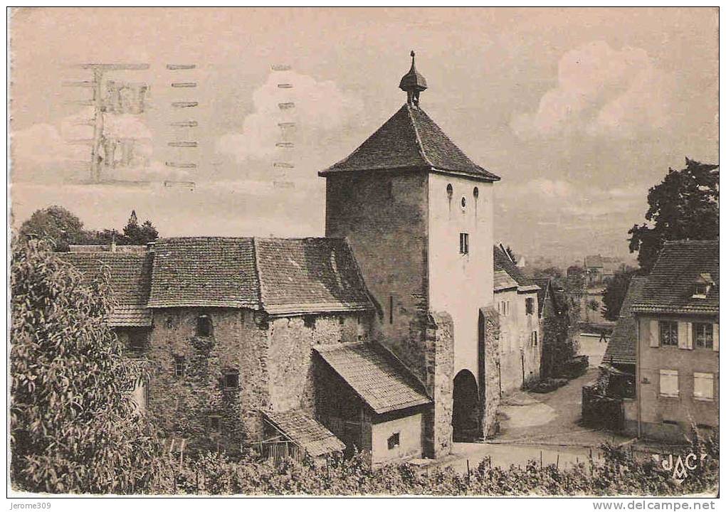 TURCKHEIM - (68230) - CPA - La Porte De Munster Vue Du Dehors - Turckheim