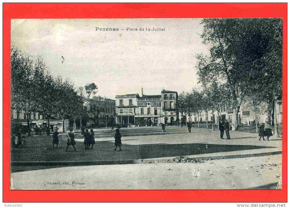 PEZENAS 1920 PLACE DU 14 JUILLET CASINO MOLIERE LA POSTE CAFE CARTE EN TRES BON ETAT - Pezenas