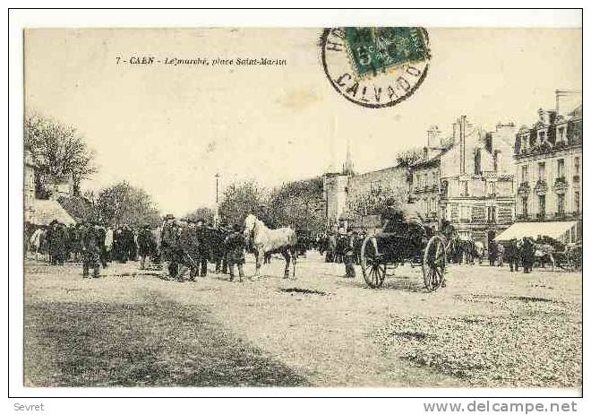 CAEN - Le Marché, Place St Jean - Caen