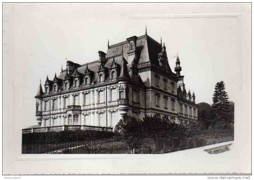 CPSM.  GEVREY CHAMBERTIN. CHATEAU DE BROCHON. DENTELLEE. - Gevrey Chambertin