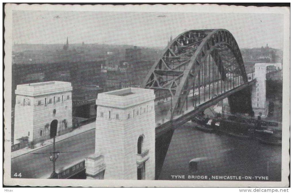 Tyne Bridge, Newcastle-on-Tyne - Newcastle-upon-Tyne