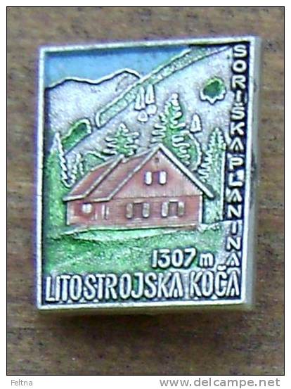 SLOVENIA MOUNTAINEERING PIN Alpinisme Bergsteigen Alpinismo Climbing - Alpinisme