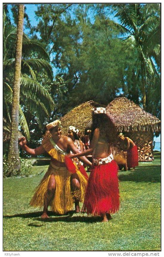 TAHITI - CP 38 - Tamouré - - Frans-Polynesië