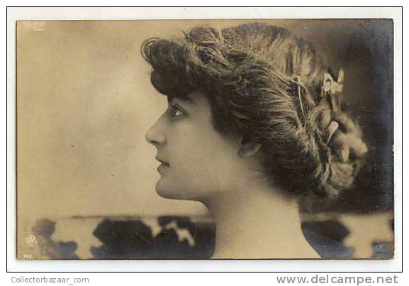 VINTAGE Ca1900 TARJETA POSTAL CARTE POSTALE ACTRESS OPERA STAGE ART NOUVEAU HAIR DO - Opera