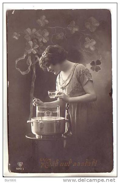 GOOD OLD POSTCARD - Beauty Girl & Punsh Receptacle - Recipes (cooking)