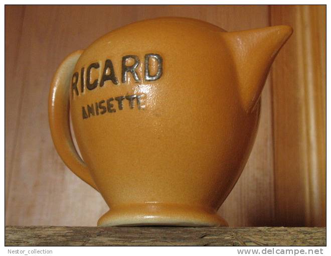 Petit Pichet RICARD Anisette  "Ateliers De Céramiques Ricard" - Alkohol