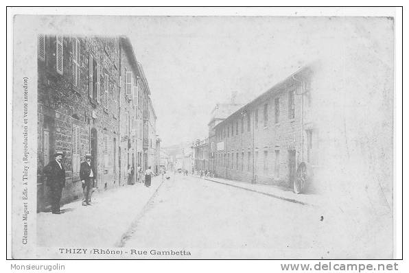 69 )) THIZY, Rue Gambetta, Clément Miguet édit, ANIMEE -- Carte Précuseur - Thizy