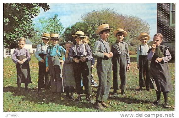 ETATS UNIS - Ref No 20- Greetings From The Penna Dutch Country - Group Of Amish - Bon Etat - Autres & Non Classés