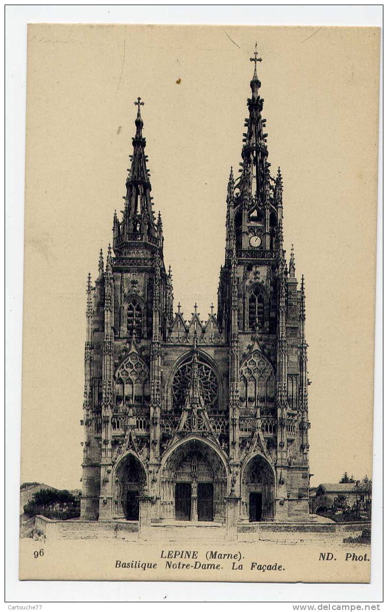 P4 - LEPINE - Basilique Notre-Dame - La Façade - L'Epine