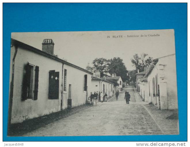 33) Blaye - N° 24 - Intérieur De La Citadelle   - Année 1917  - Edit  Bosq - Blaye