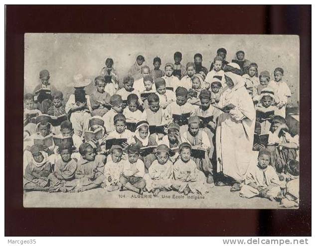 Algerie Une école Indigène édit.ideale PS N° 104 Médéa ? Animée   Belle Carte - Medea