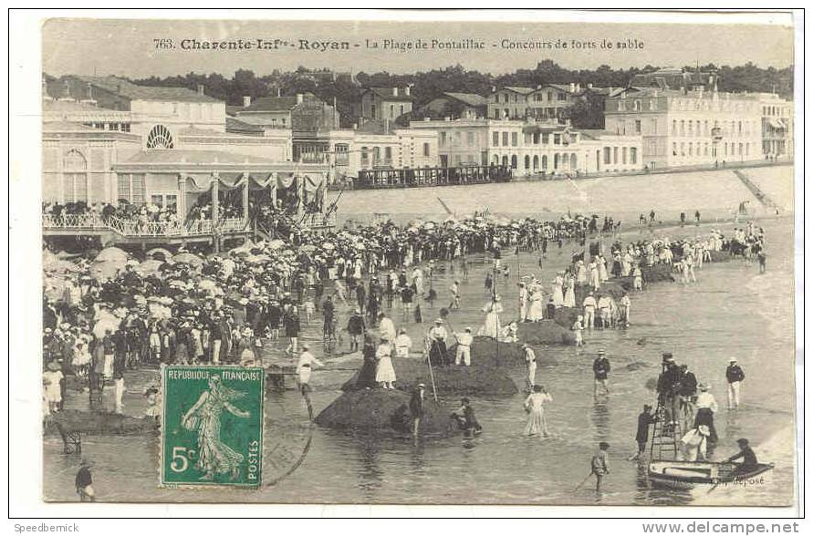 12098 ROYAN - La Plage De Pontaillac - Concours De Forts De Sable . 763 Braun Fort Chateau Sable - Royan