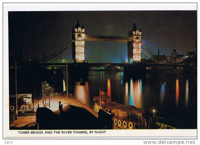 TOWER BRIDGE AND THE RIVER THAMES BY NIGHT - River Thames