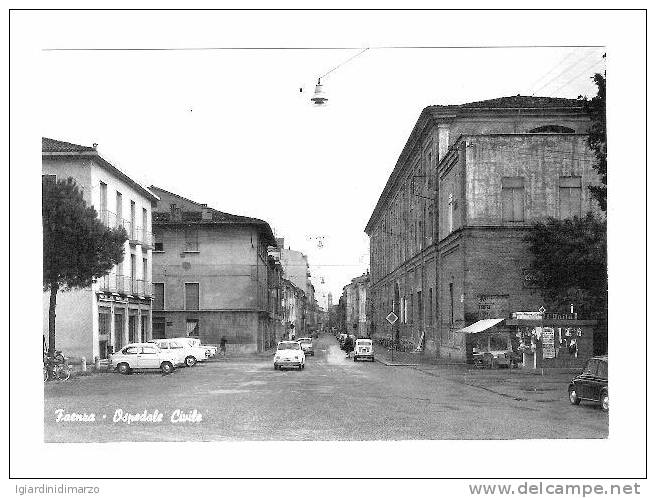 FAENZA (RA) - Veduta Dell' OSPEDALE CIVILE - ANIMATA/AUTO - Nuova Non Viaggiata - In Ottime Condizioni - DC2015. - Faenza