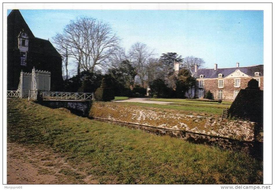 CPM De Saint Etienne De Montluc   Le Château De La Billiais - Saint Etienne De Montluc