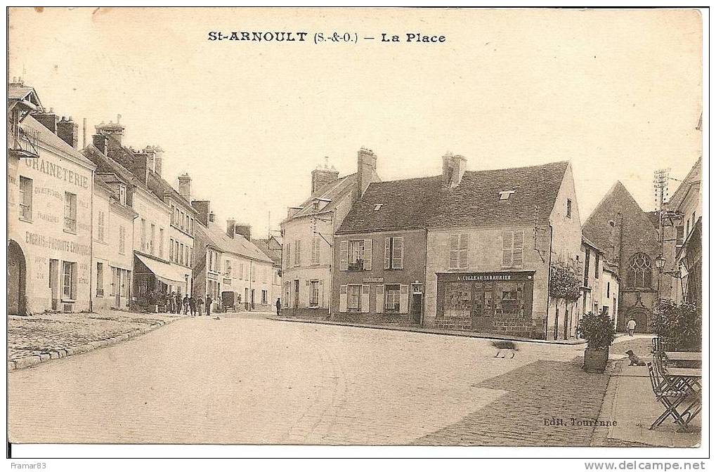 Saint Arnoult - La Place - St. Arnoult En Yvelines