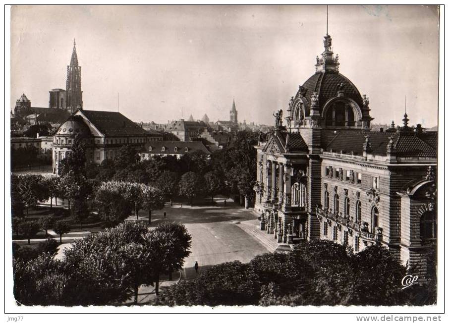 CPSM67-002 - STRASBOURG - PLACE DE LA REPUBLIQUE ET PALAIS DU RHIN - 15x10 - Strasbourg