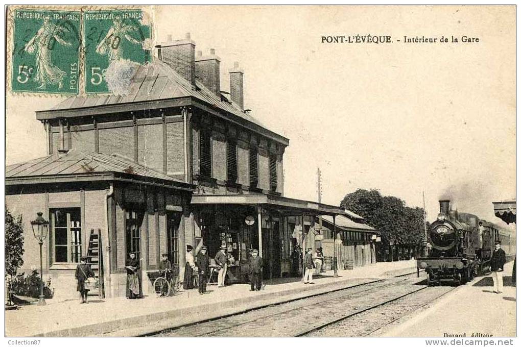 14 - CALVADOS - PONT LEVEQUE - INTERIEUR De La GARE - TRAIN - LOCOMOTIVE à VAPEUR - Pont-l'Evèque