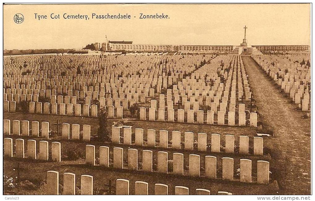 ZONNEBEKE   :    TYNE  COL   CERNETERY   PASSCHENDAELE - Zonnebeke